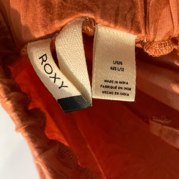 Roxy - Open Back Coral floral Jumper Size L - Picture 4 of 6